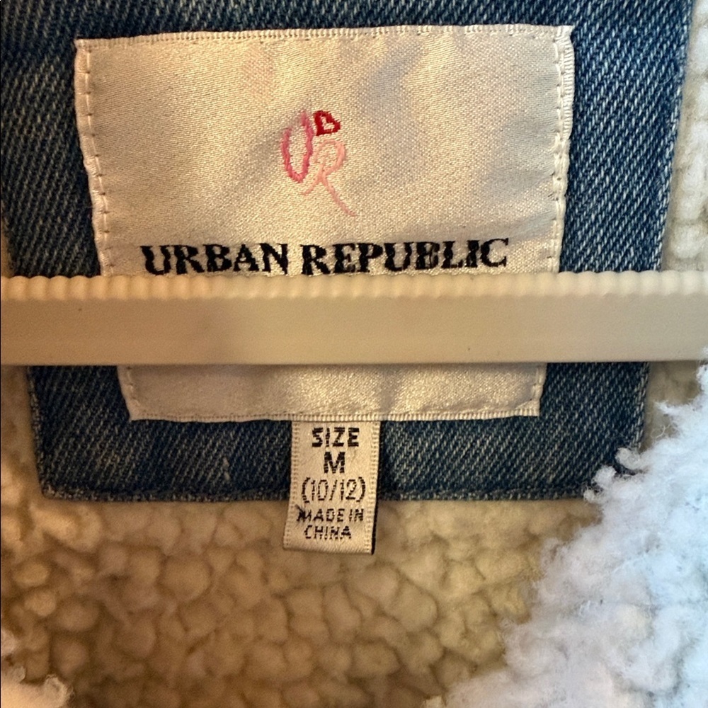 Urban Republic Girls Blue Jean Jacket with White Sherpa Lining - Picture 2 of 6